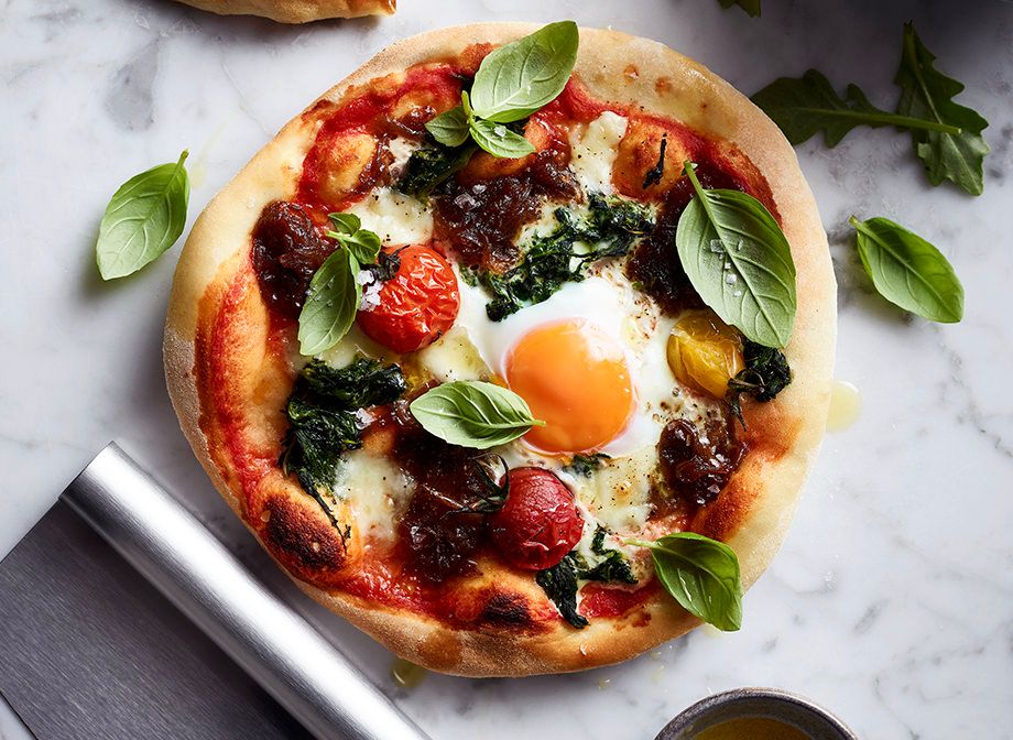 https://res.cloudinary.com/kitchenwarehouse/image/upload/v1648610098/Campaign%20Images/2022-March-FGF-Recipe-Hero-Brunch-Pizza_920x672.jpg