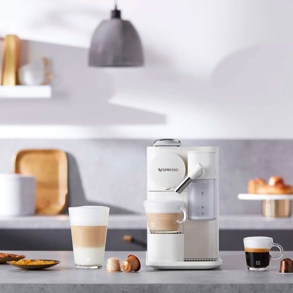 2023-01-30-Delonghi-Lattissima-One-Nespresso-Coffee-Machine-White_7_mobile.jpg