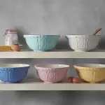 Kitchenware-Mix-and-Measure-Mixing-Bowls.webp